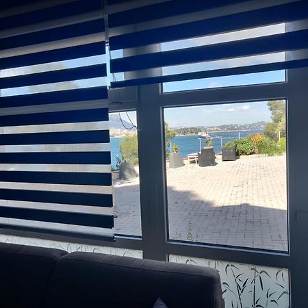 Villa-Chateau Les Terrasses - Tamaris, Plage Des Sablettes, Mer Au Bas De La Propriete 라센느쉬르메르 외부 사진
