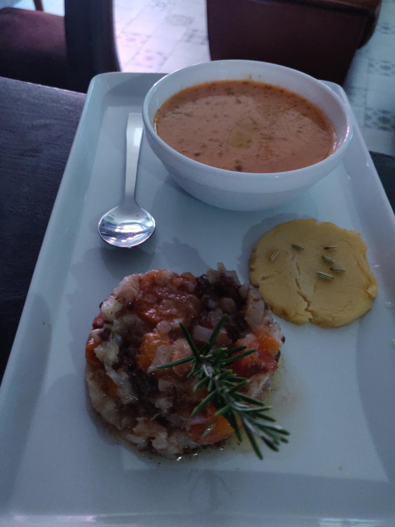 Villa-Chateau Les Terrasses - Tamaris, Plage Des Sablettes, Mer Au Bas De La Propriete 라센느쉬르메르 외부 사진