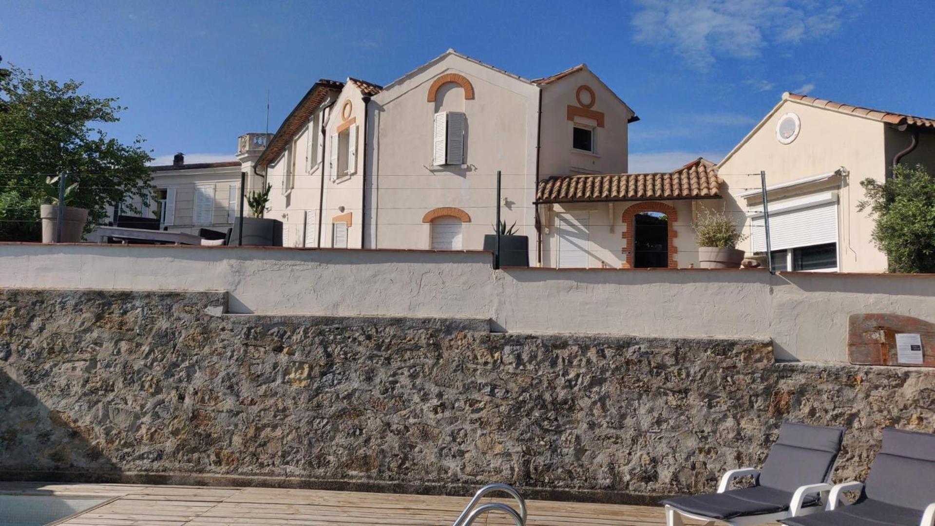 Villa-Chateau Les Terrasses - Tamaris, Plage Des Sablettes, Mer Au Bas De La Propriete 라센느쉬르메르 외부 사진